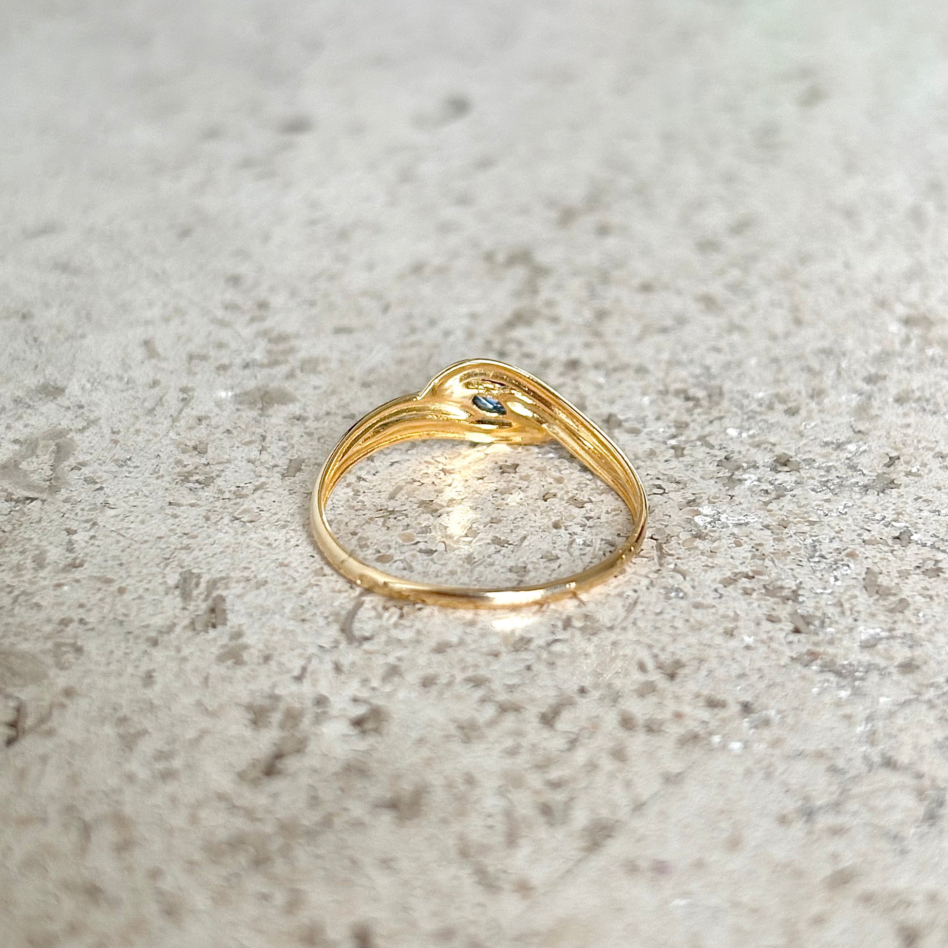 Bague Tourbillon - Or Jaune 750 & Saphir