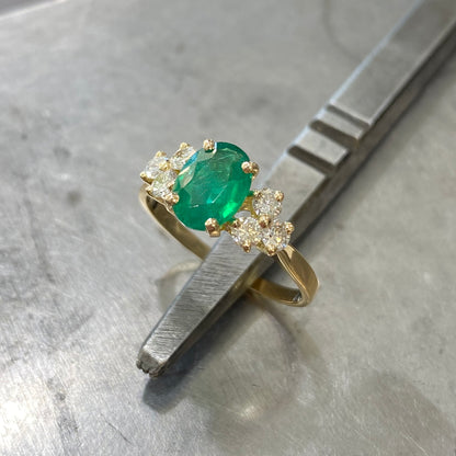 Bague Nausicaä - Or Jaune 750 Émeraude & Diamants Création Fremont