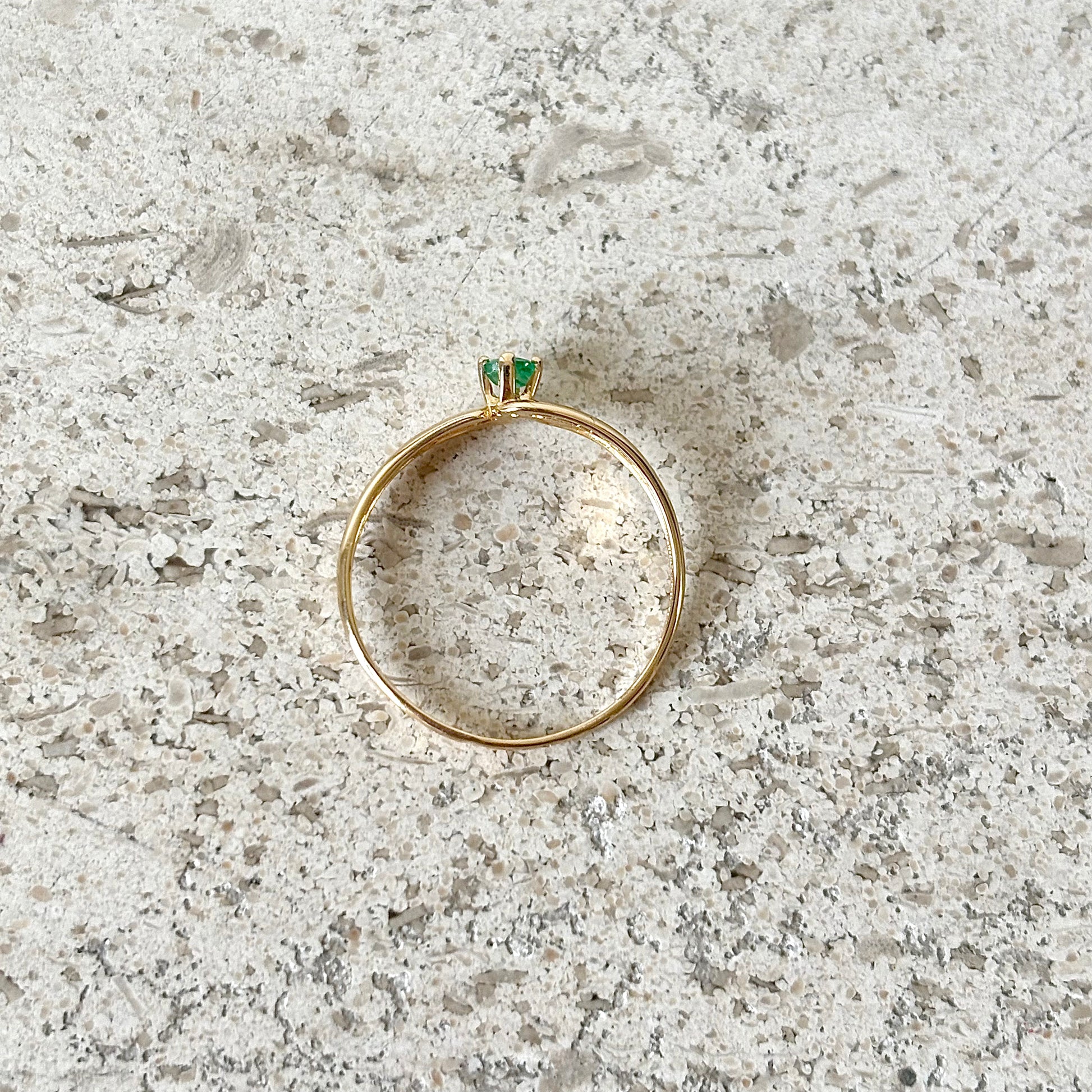 Bague Solitaire - Or Jaune 750 & Émeraude