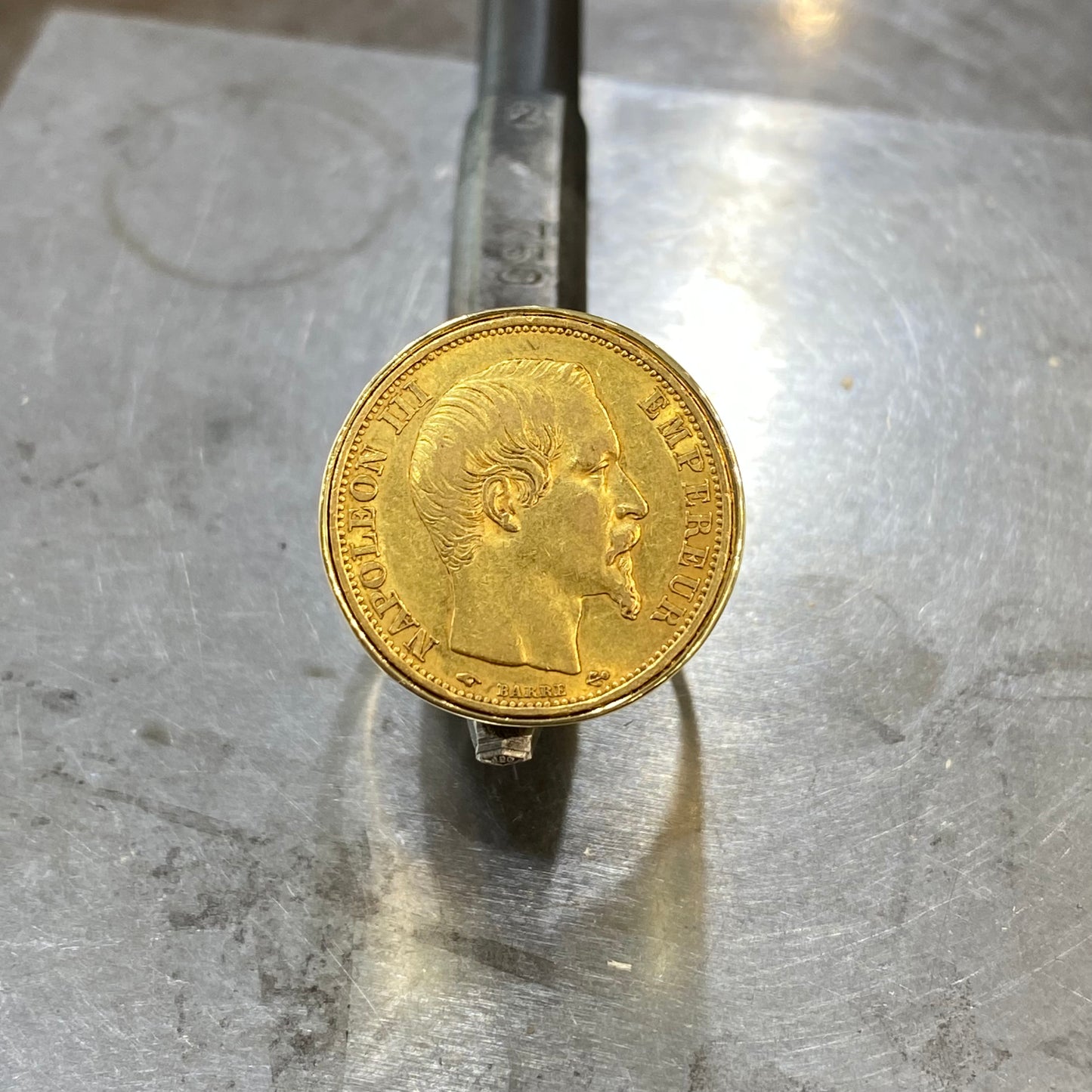 Bague Chevalière Pièce - Or Jaune 750 & Pièce Or 20 Francs Napoléon