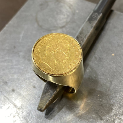 Bague Chevalière Pièce - Or Jaune 750 & Pièce 10 Francs Napoléon