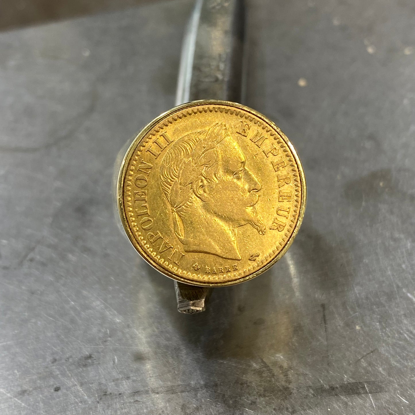 Bague Chevalière Pièce - Or Jaune 750 & Pièce 10 Francs Napoléon