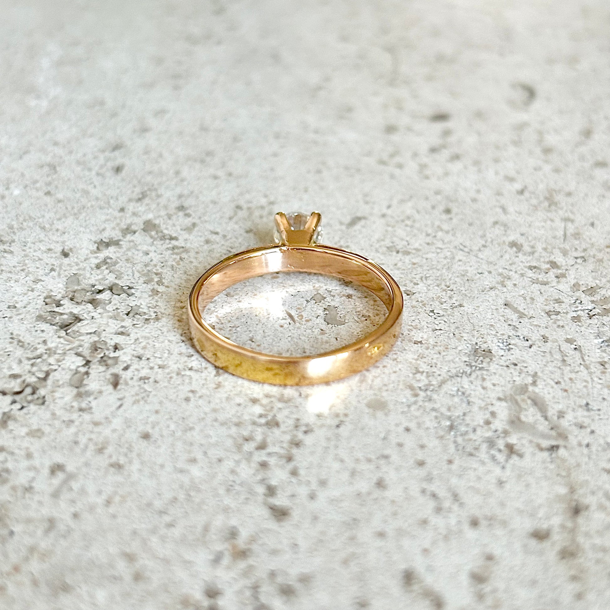 Bague Solitaire - Or Rose 750 & Diamant