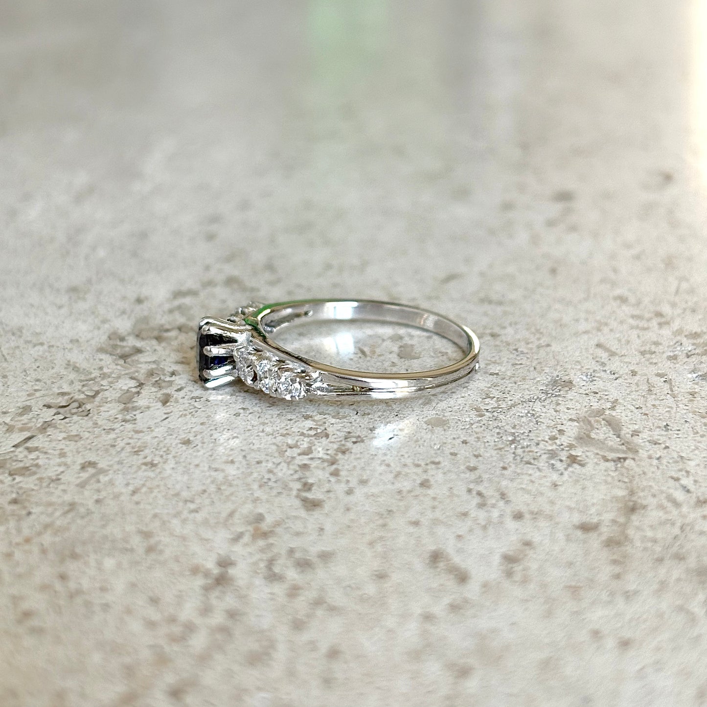 Bague Solitaire Vintage - Or Blanc 750 Saphir & Diamants