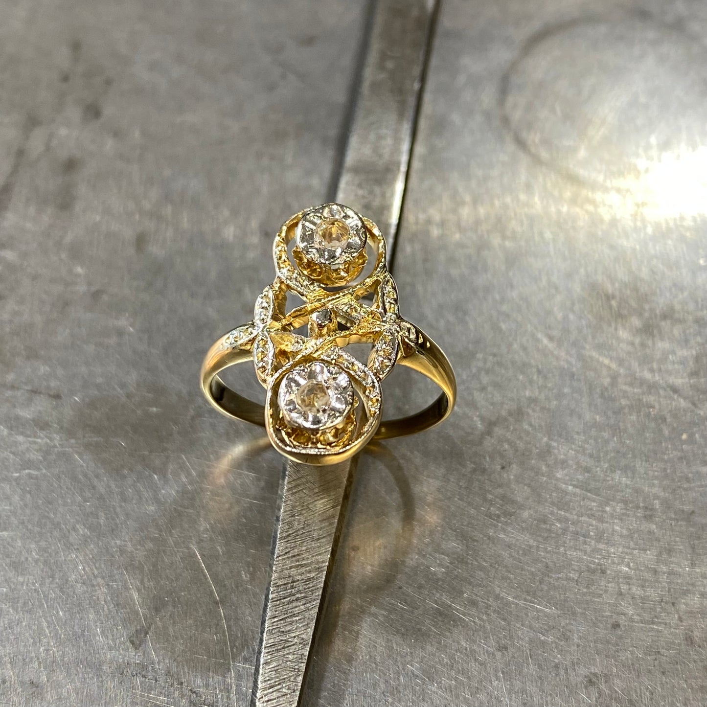 Bague Art Nouveau - Or Jaune 750 & Diamants