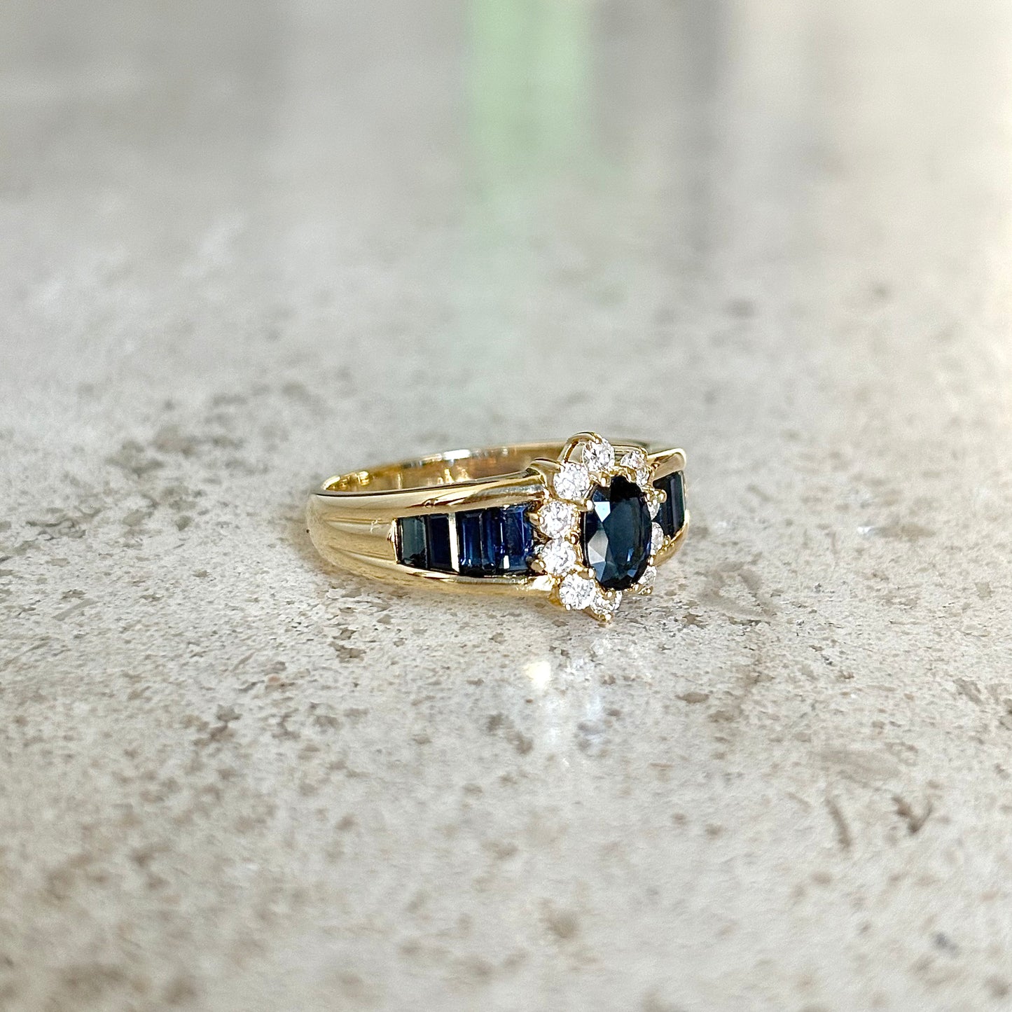 Bague Jonc Marguerite - Or Jaune 750 Saphir & Diamants