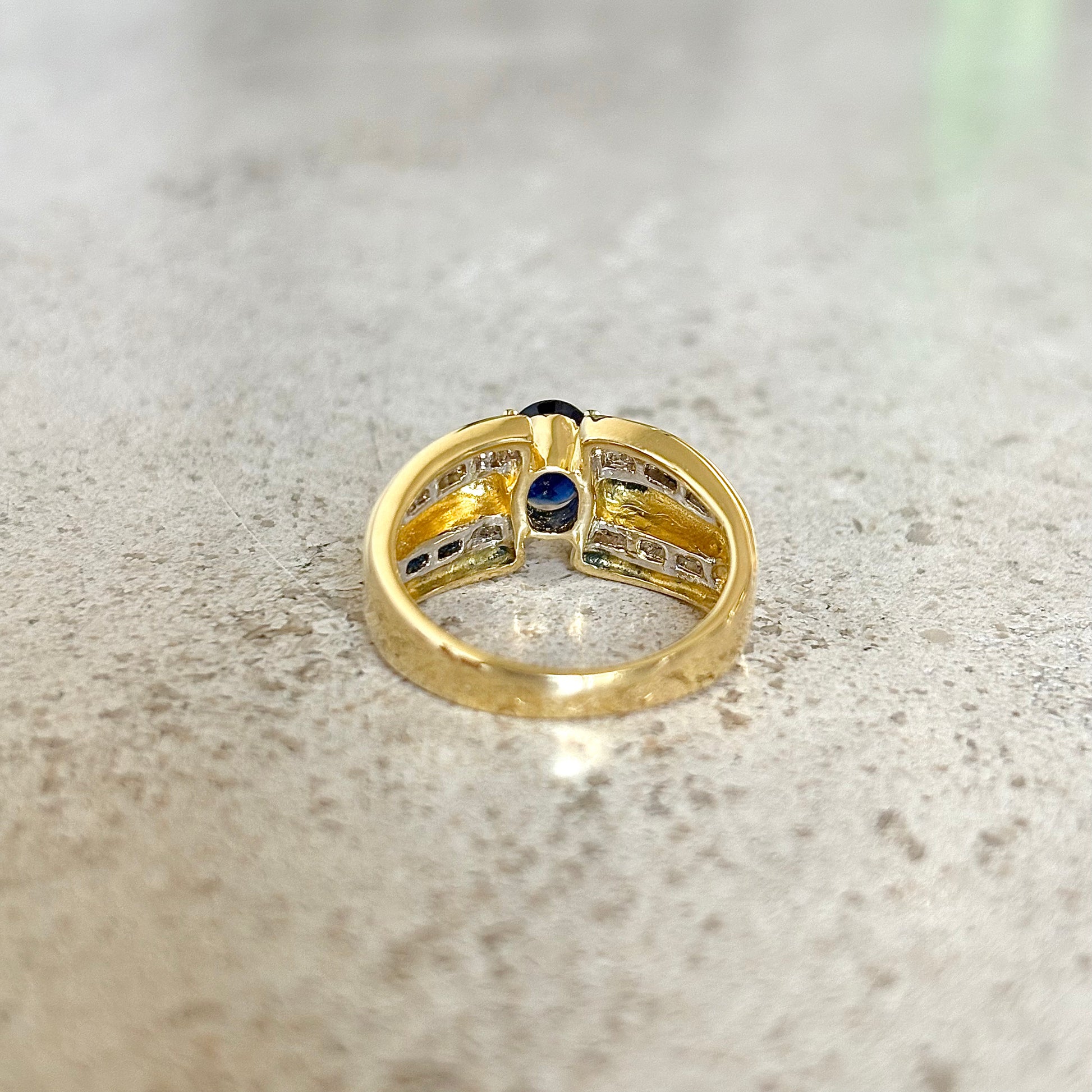 Bague Jonc - Or Jaune 750 Saphir & Diamants
