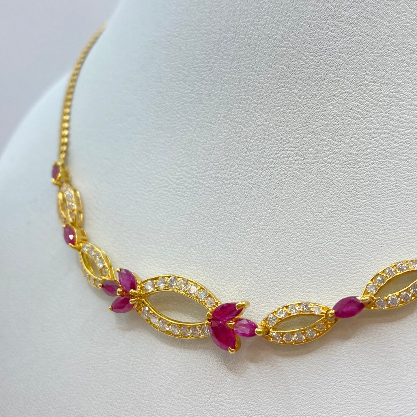 Vintage Necklace - 750 Yellow Gold Rubies &amp; Diamonds