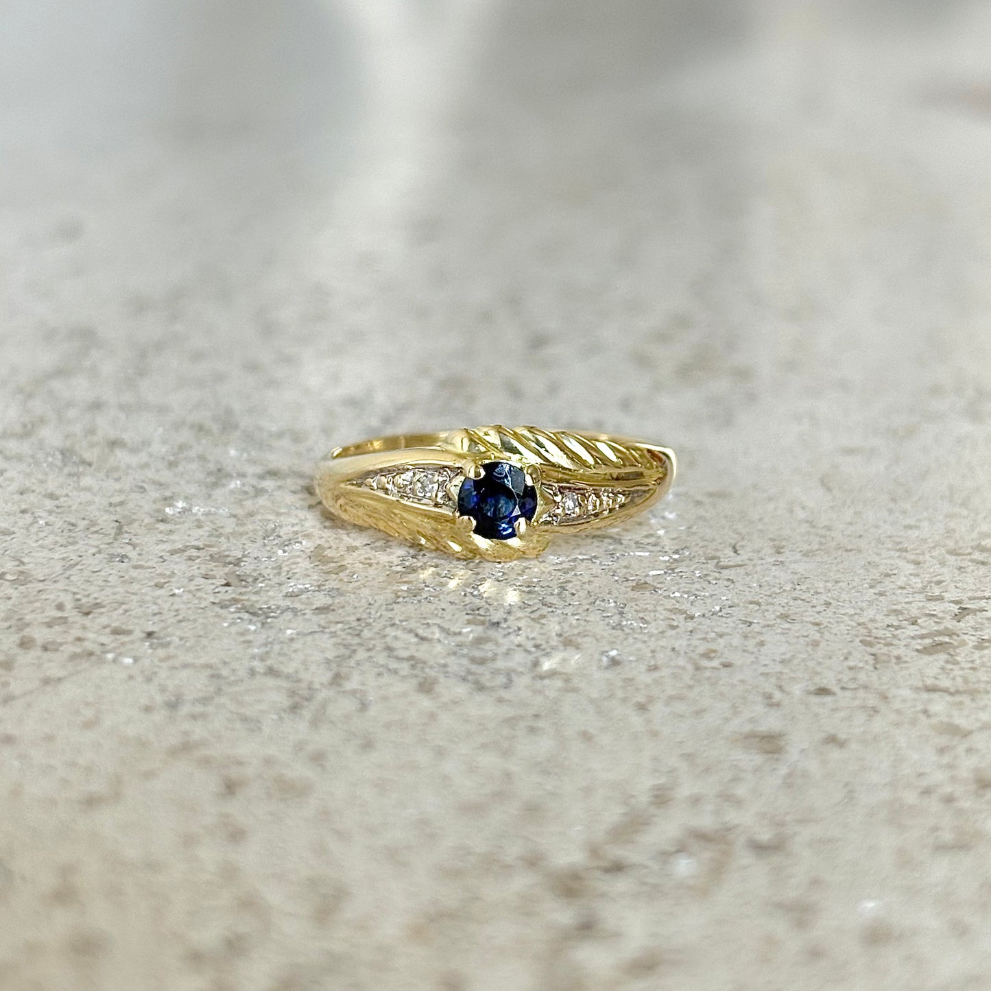 Bague Solitaire Vintage - Or Jaune 750 & Saphir