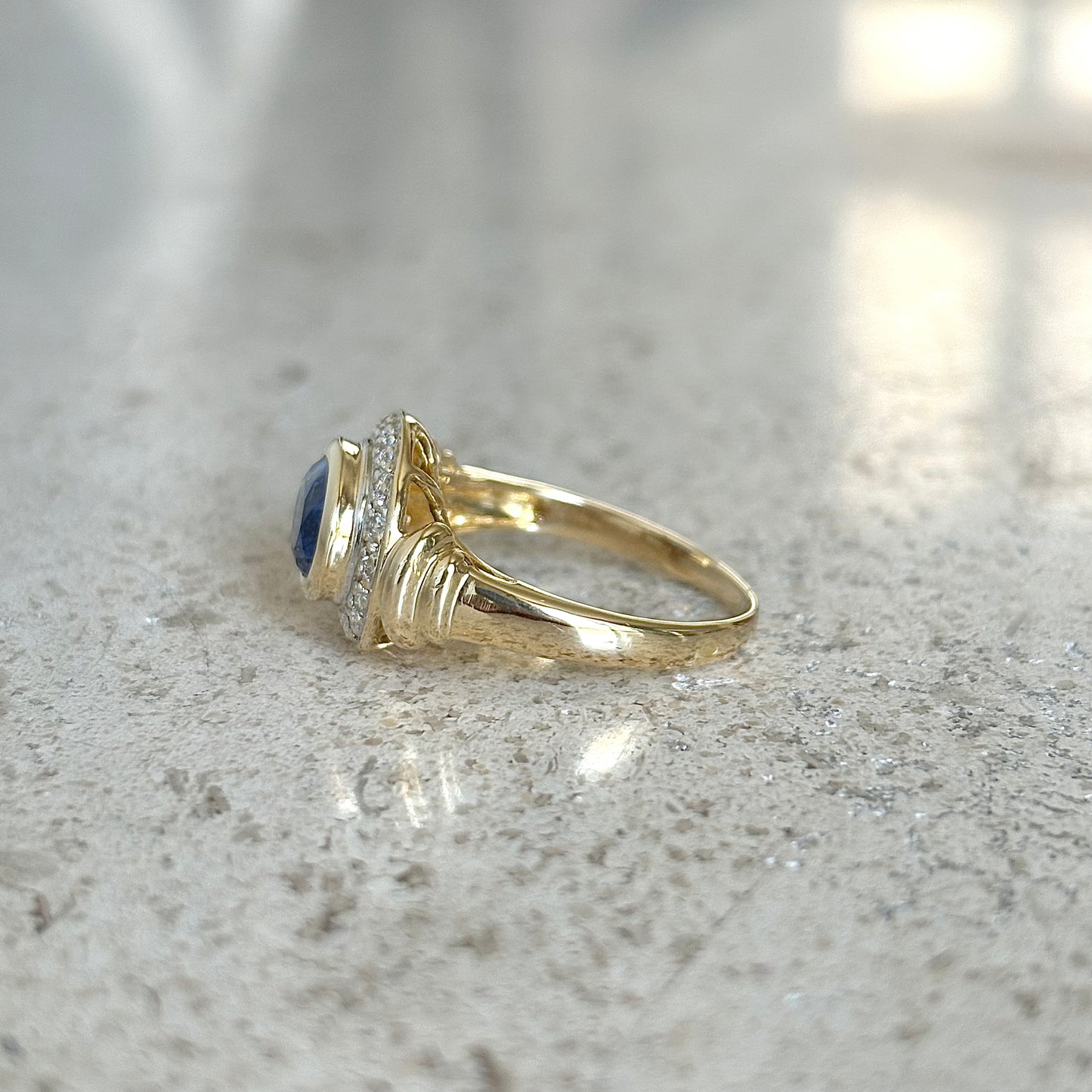 Bague Marguerite Vintage - Or Jaune 750 Saphir & Diamants
