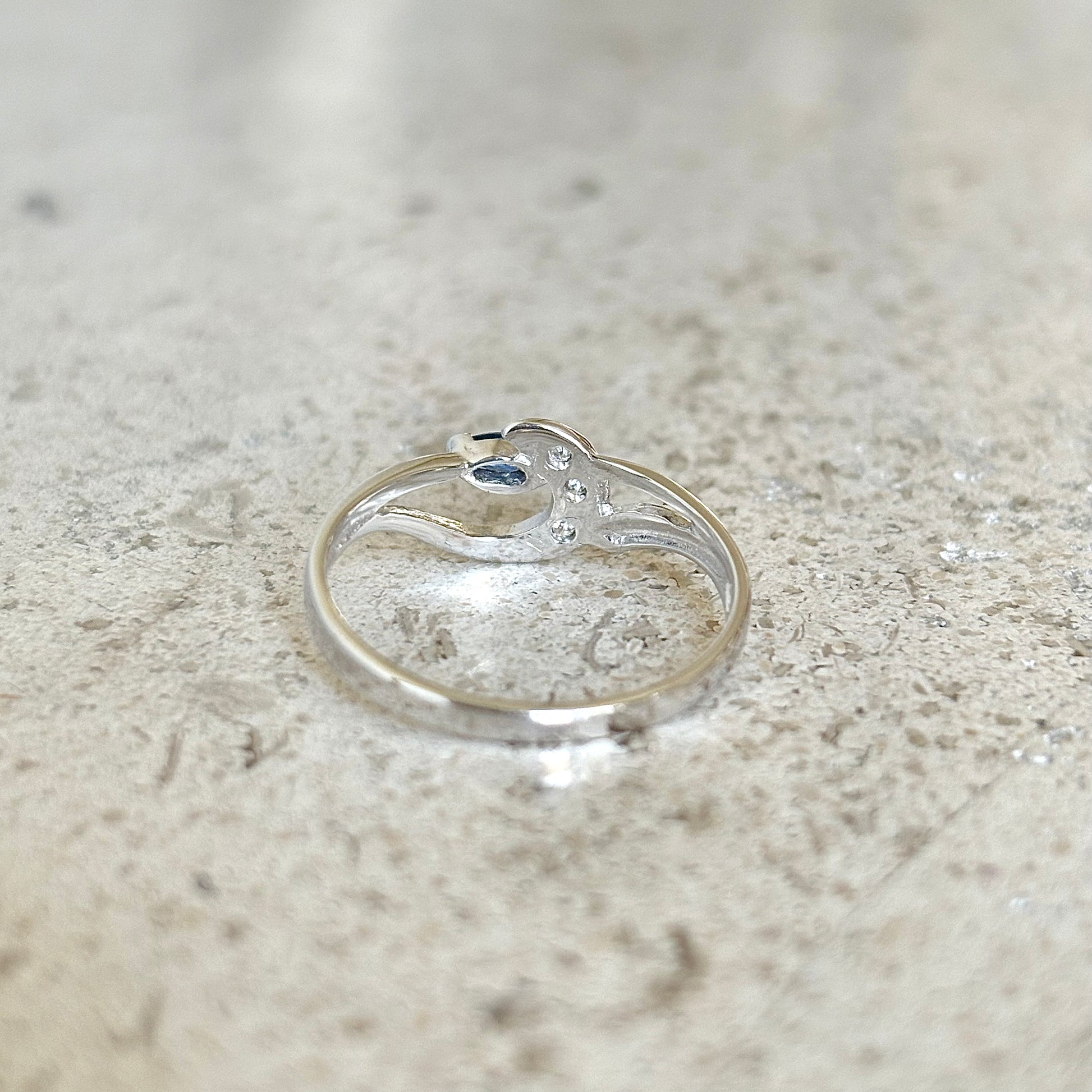 Bague Tourbillon - Or Blanc 750 Diamants & Saphir