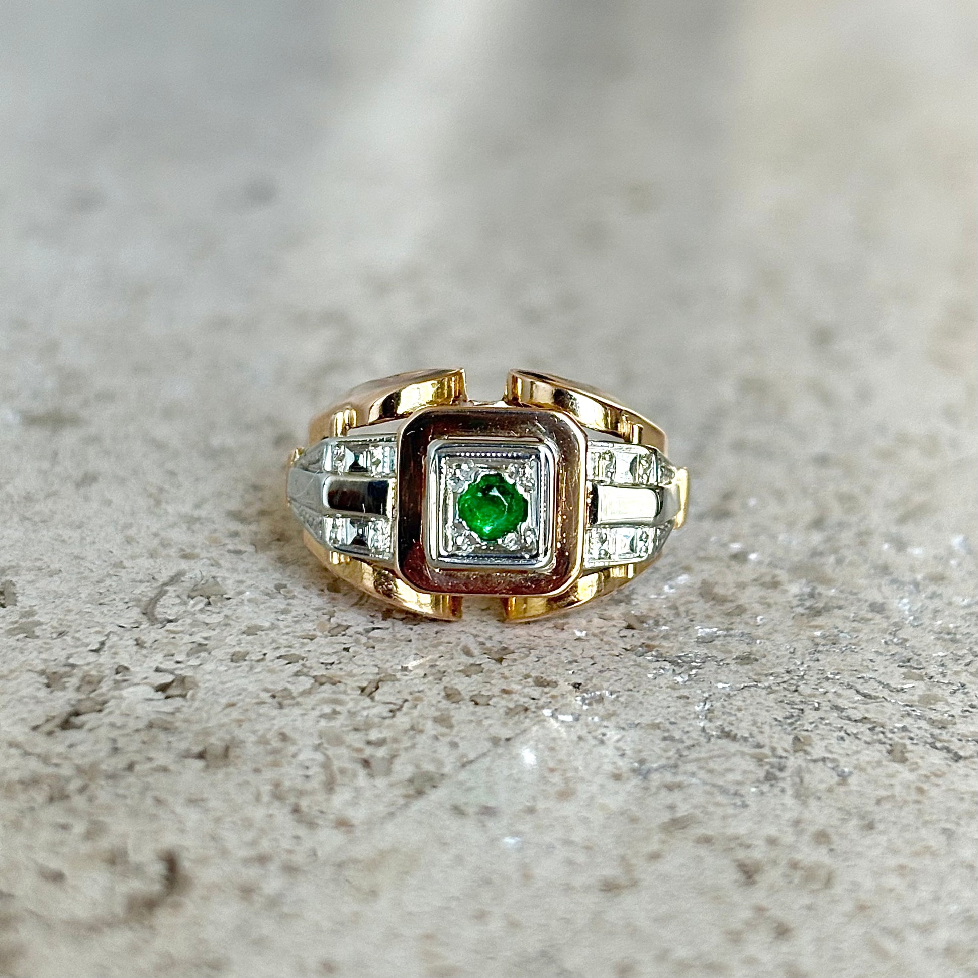 Bague Tank Vintage - Or Jaune 750 & Émeraude