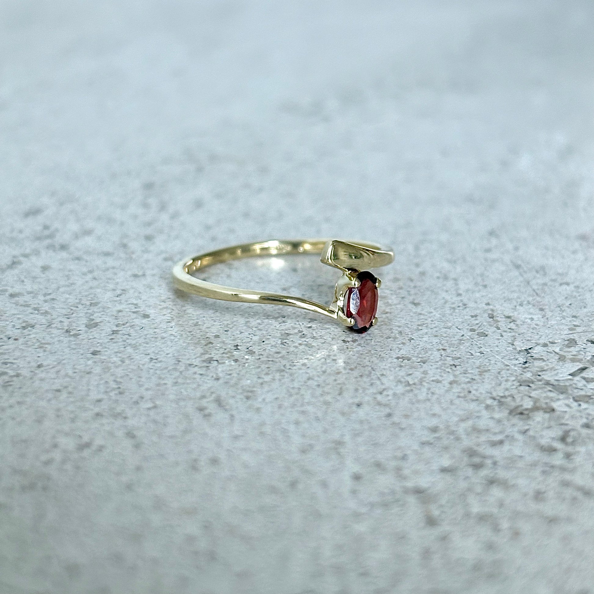 Bague Solitaire - Or Jaune 750 & Grenat