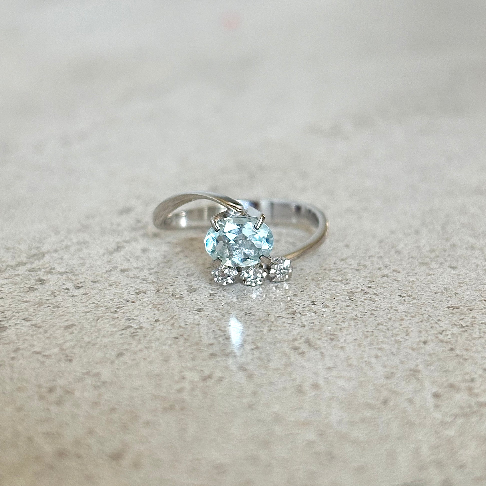 Bague Trilogie - Or Blanc 750 Aigue-Marine & Diamants