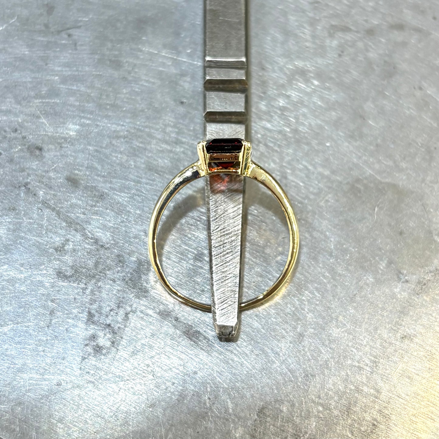 Bague Grenat - Or Jaune 750 & Grenat