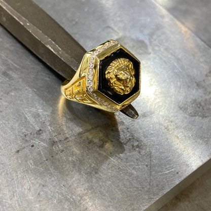 Bague Chevalière Lion - Or Jaune 750 Onyx & Zircon Neuf