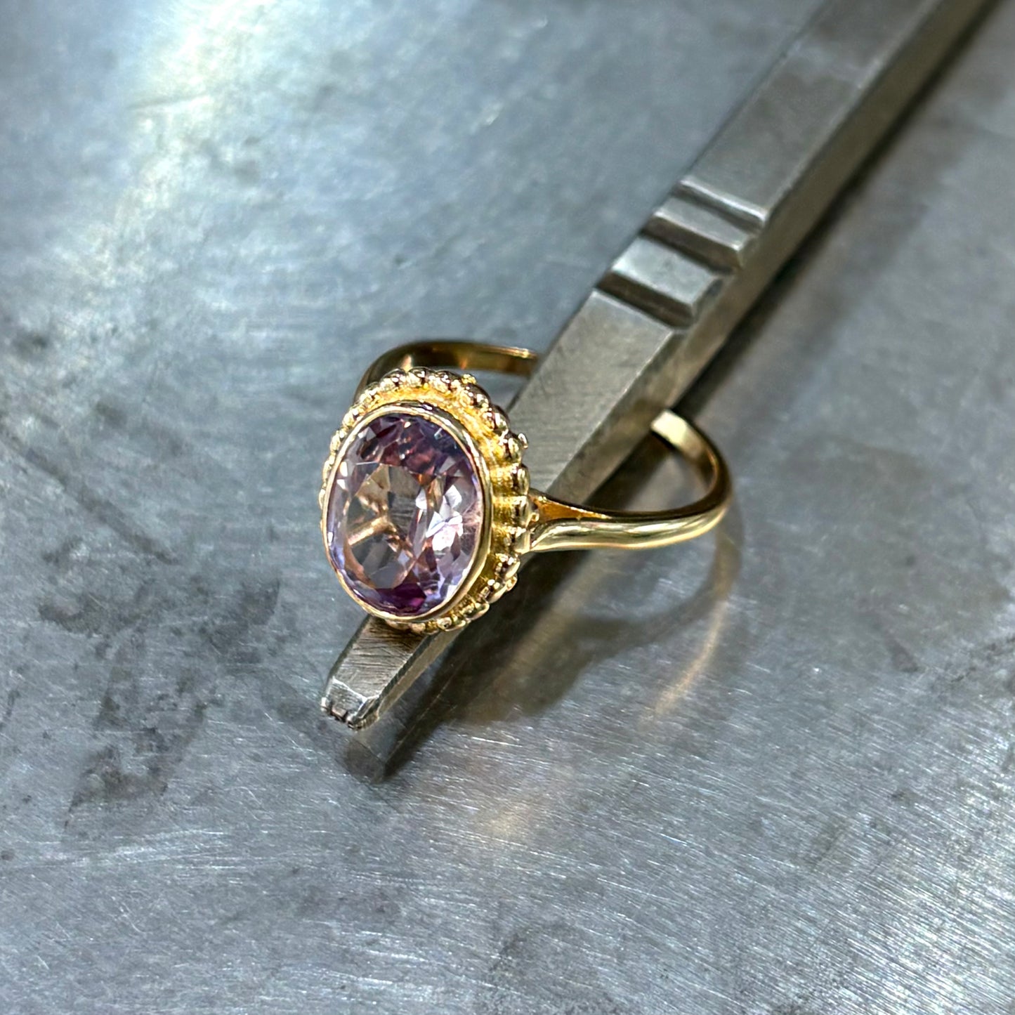 Bague Vintage - Or Jaune 750 & Améthyste