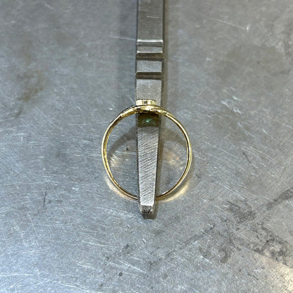 Bague Entrelacs - Or Jaune 750 & Émeraude