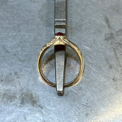 Bague Entrelacs - Or Jaune 750 Rubis & Diamants