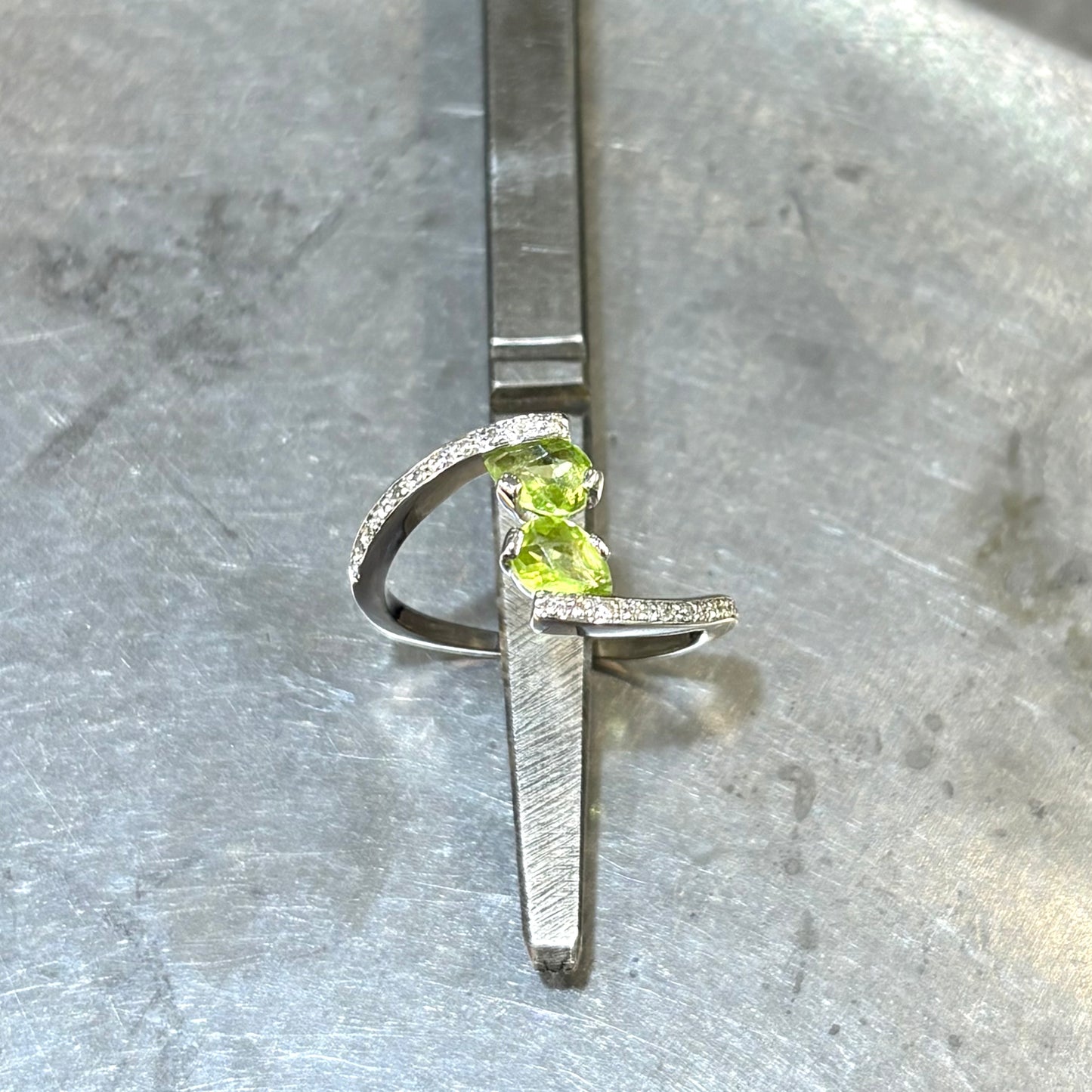 Bague Toi & Moi - Or Blanc 750 Diamant & Péridots