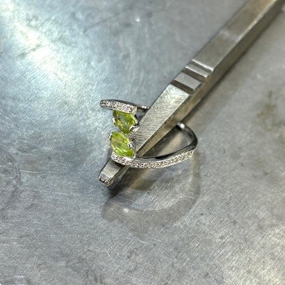 Bague Toi & Moi - Or Blanc 750 Diamant & Péridots