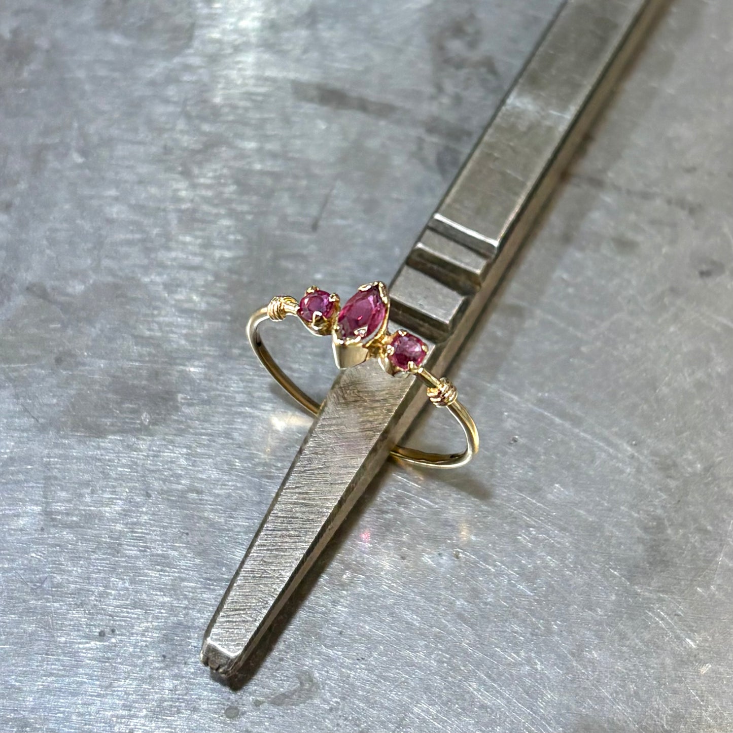 Bague Vintage Trilogie - Or Jaune 750 & Tourmalines