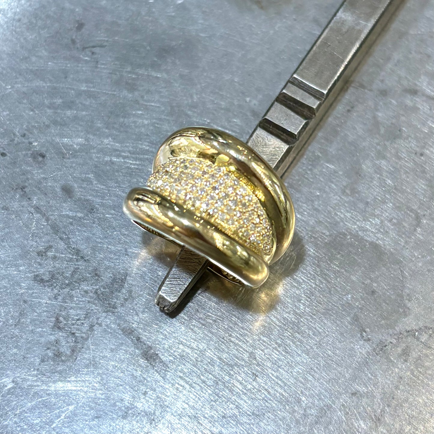 Bague Godrons - Or Jaune 750 & Diamants