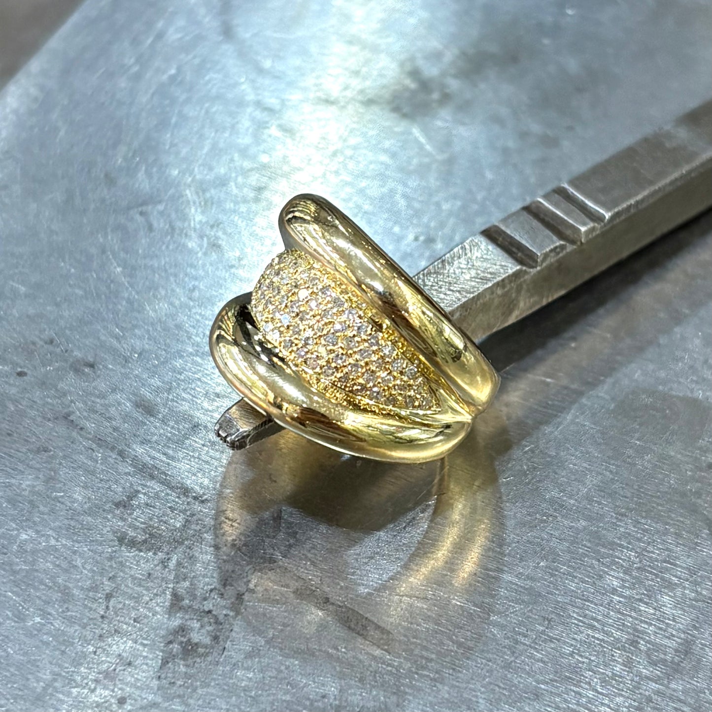 Bague Godrons - Or Jaune 750 & Diamants