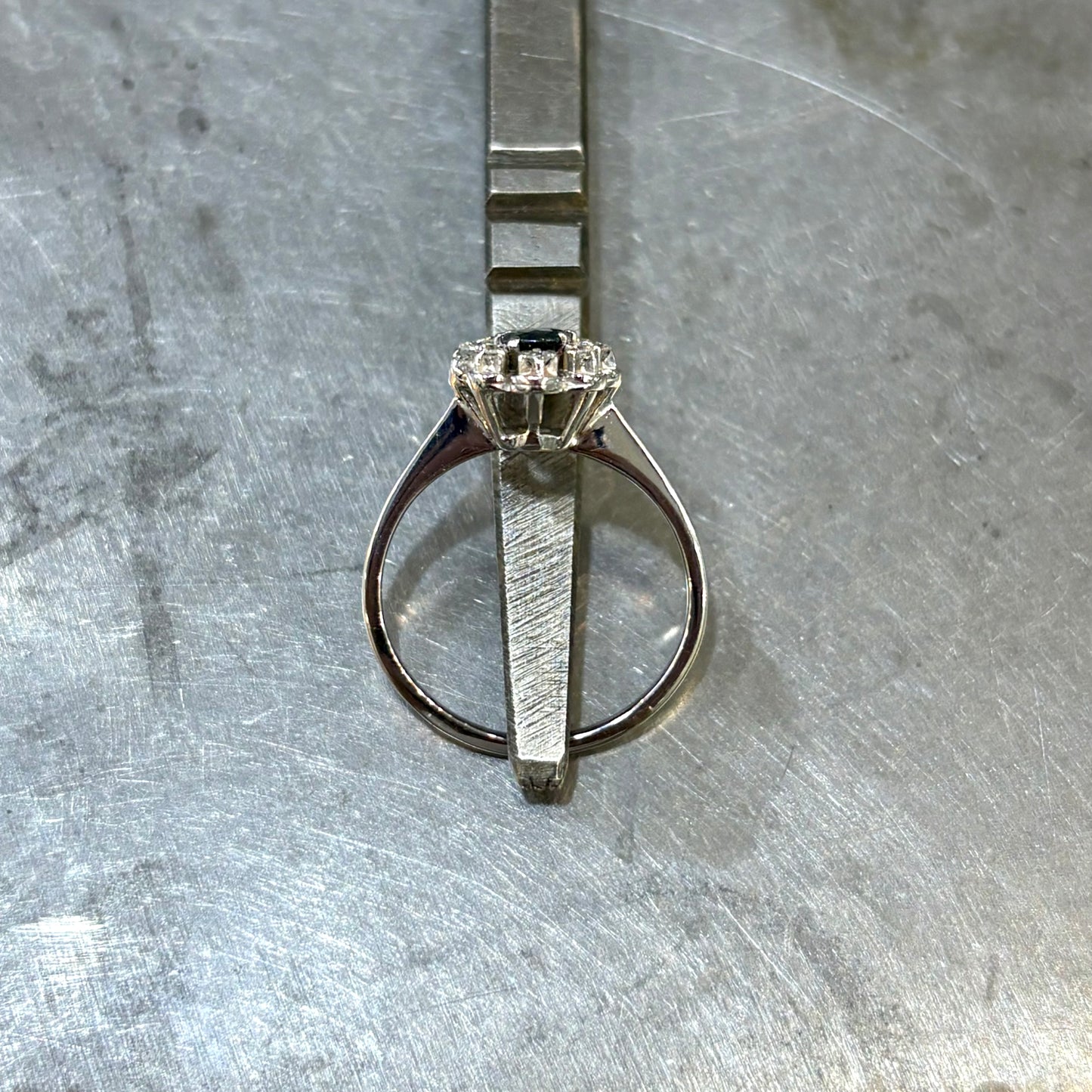 Bague Marguerite - Or Blanc 750 Saphir & Diamants