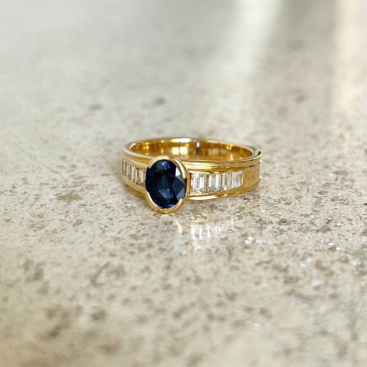 Bague Jonc - Or Jaune 750 Saphir & Diamants