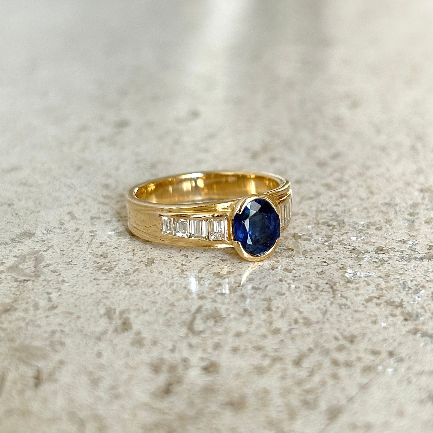 Bague Jonc - Or Jaune 750 Saphir & Diamants