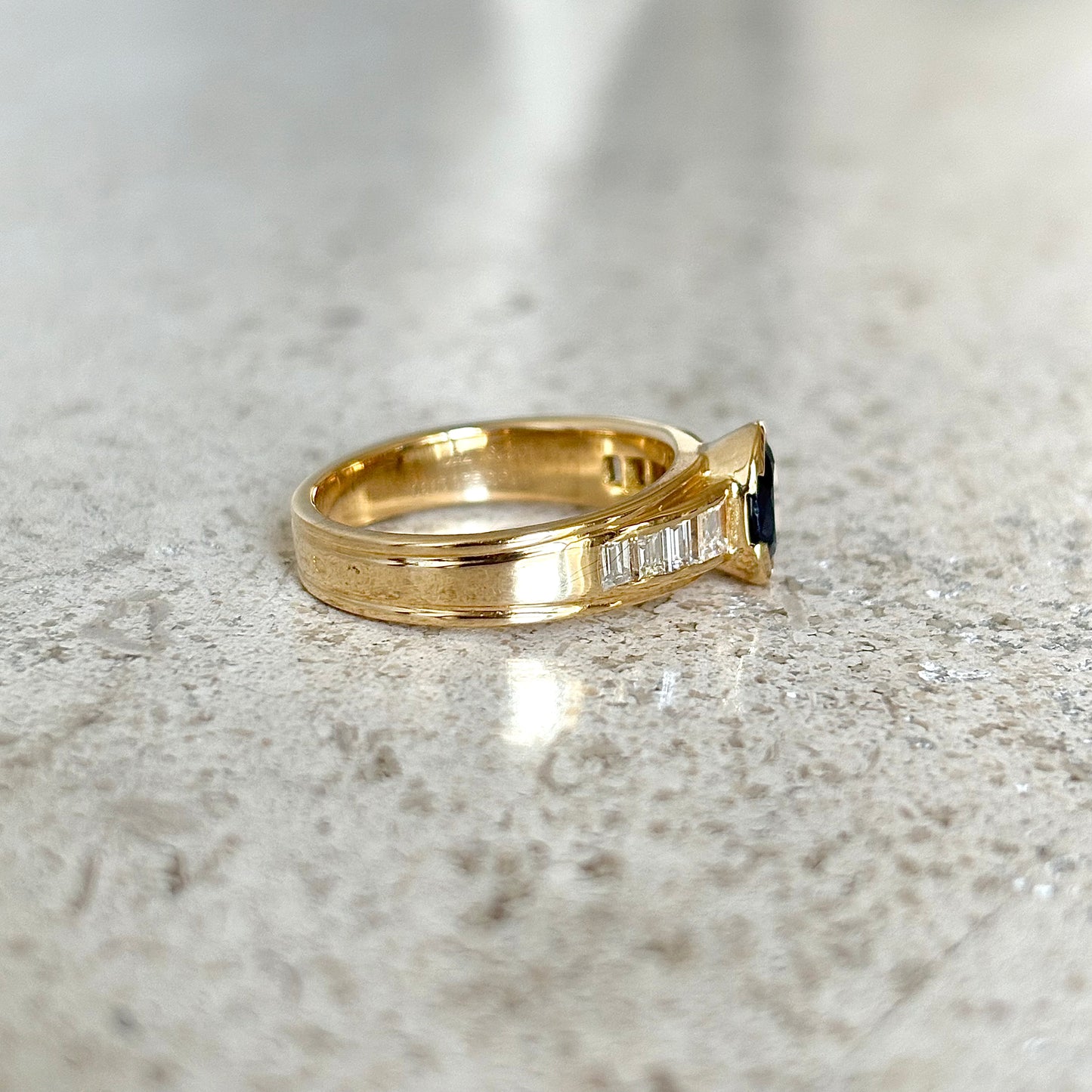 Bague Jonc - Or Jaune 750 Saphir & Diamants
