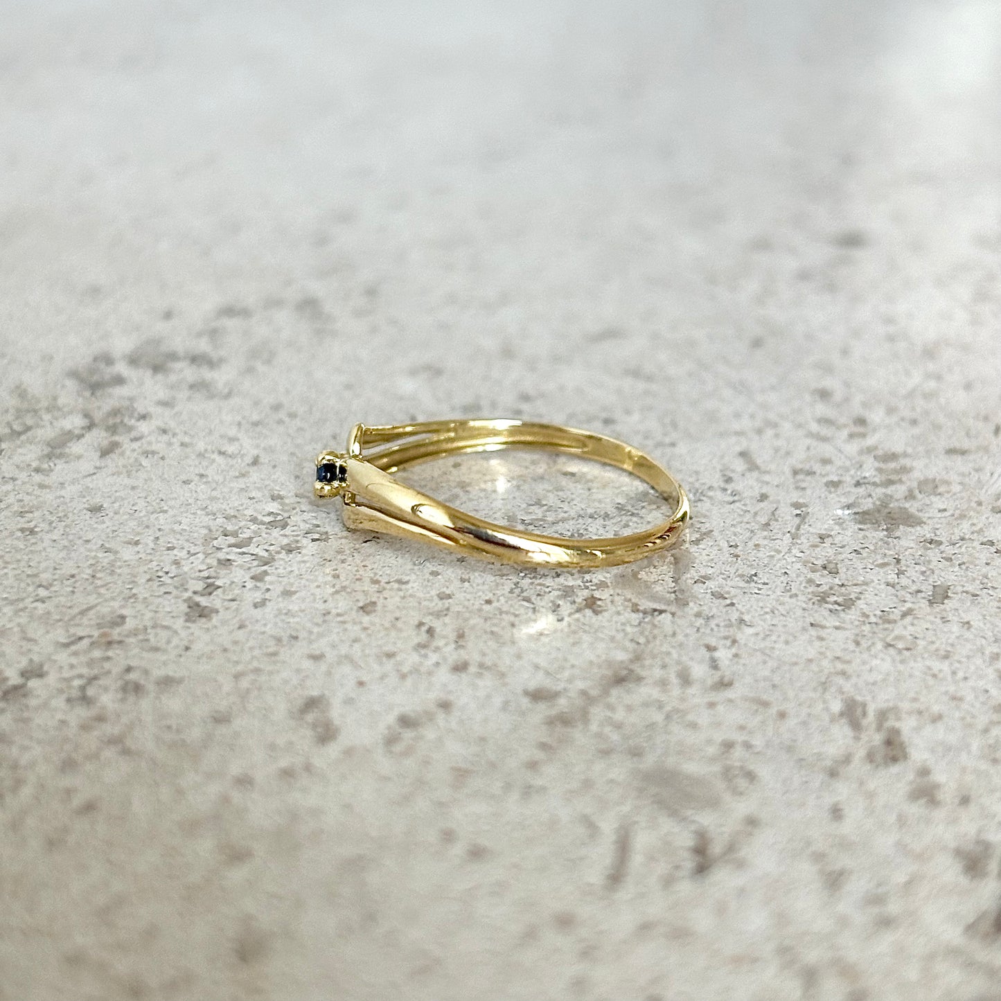 Bague - Or Jaune 750 & Saphir