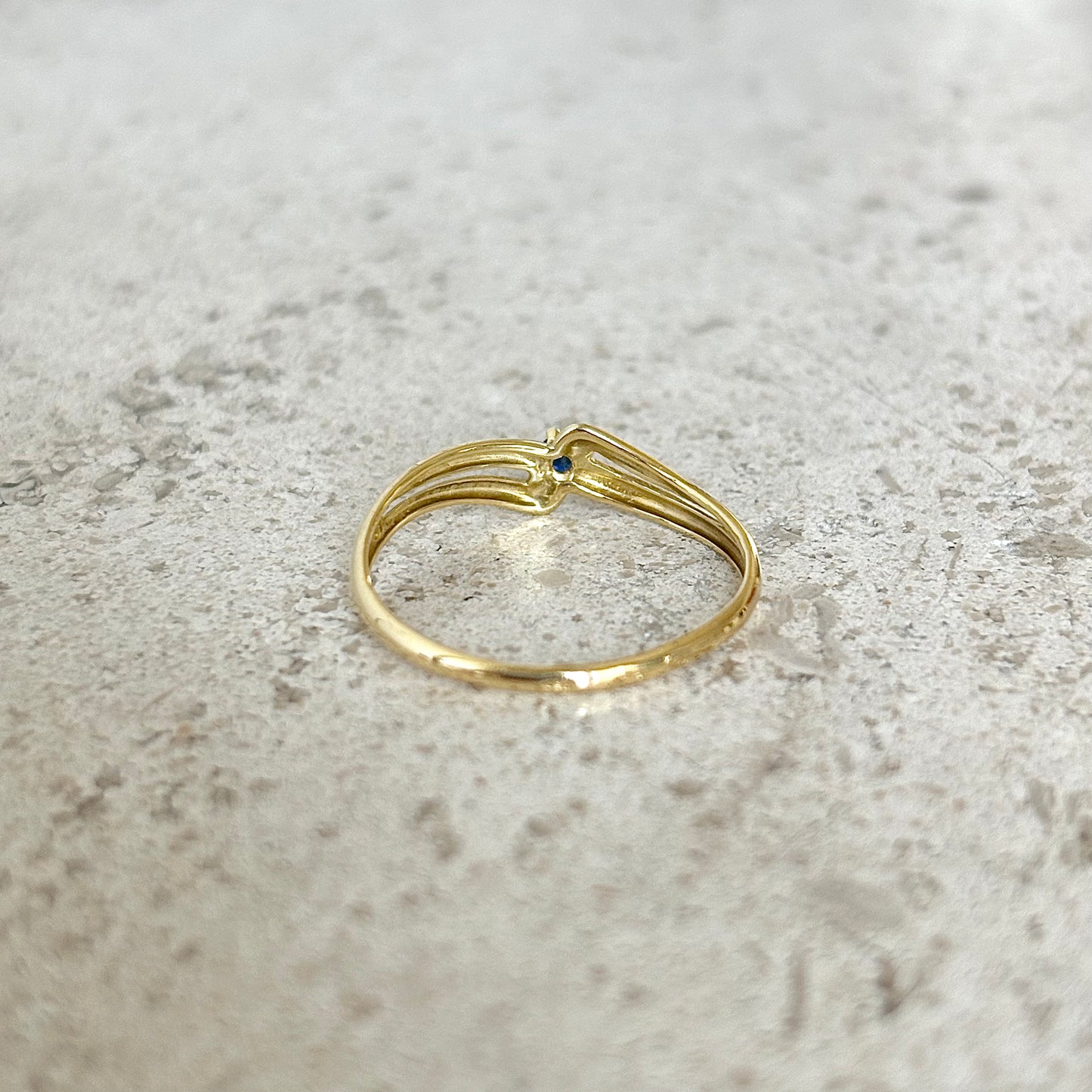 Bague - Or Jaune 750 & Saphir