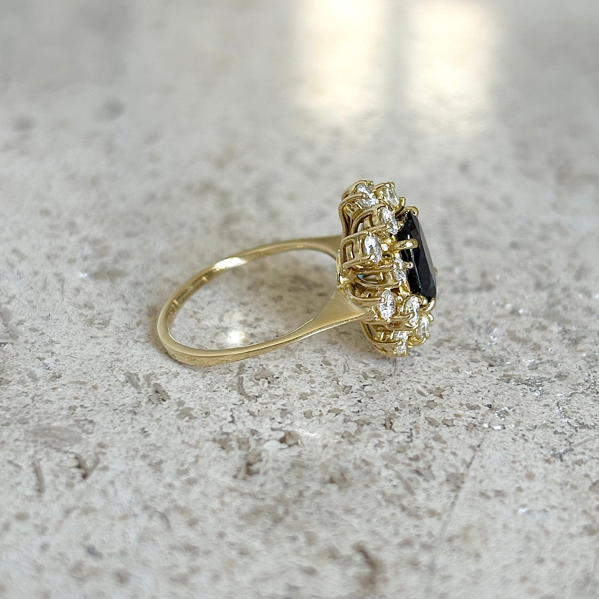 Bague Marguerite - Or Jaune 750 Diamants & Saphir