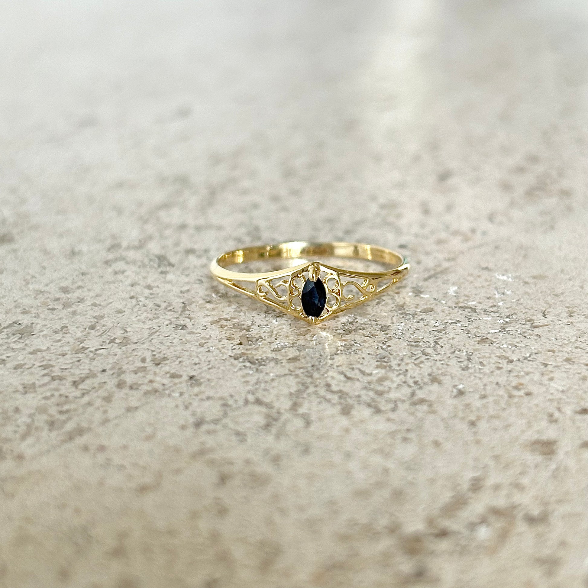Bague Vintage - Or Jaune 750 & Saphir