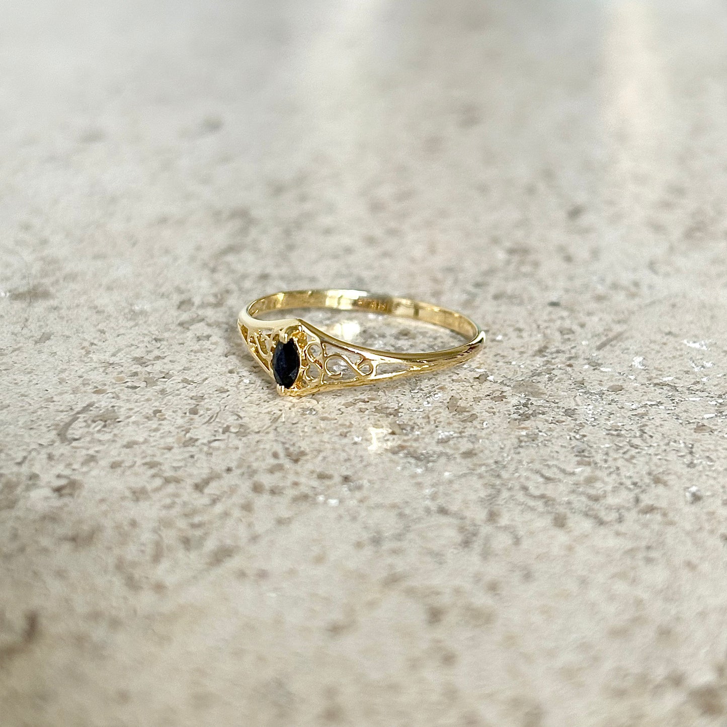 Bague Vintage - Or Jaune 750 & Saphir