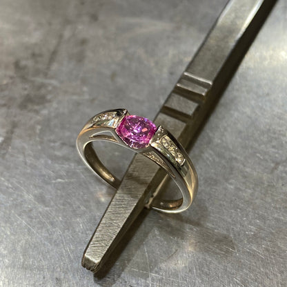 Bague - Or Blanc 750 Saphir Rose & Diamants