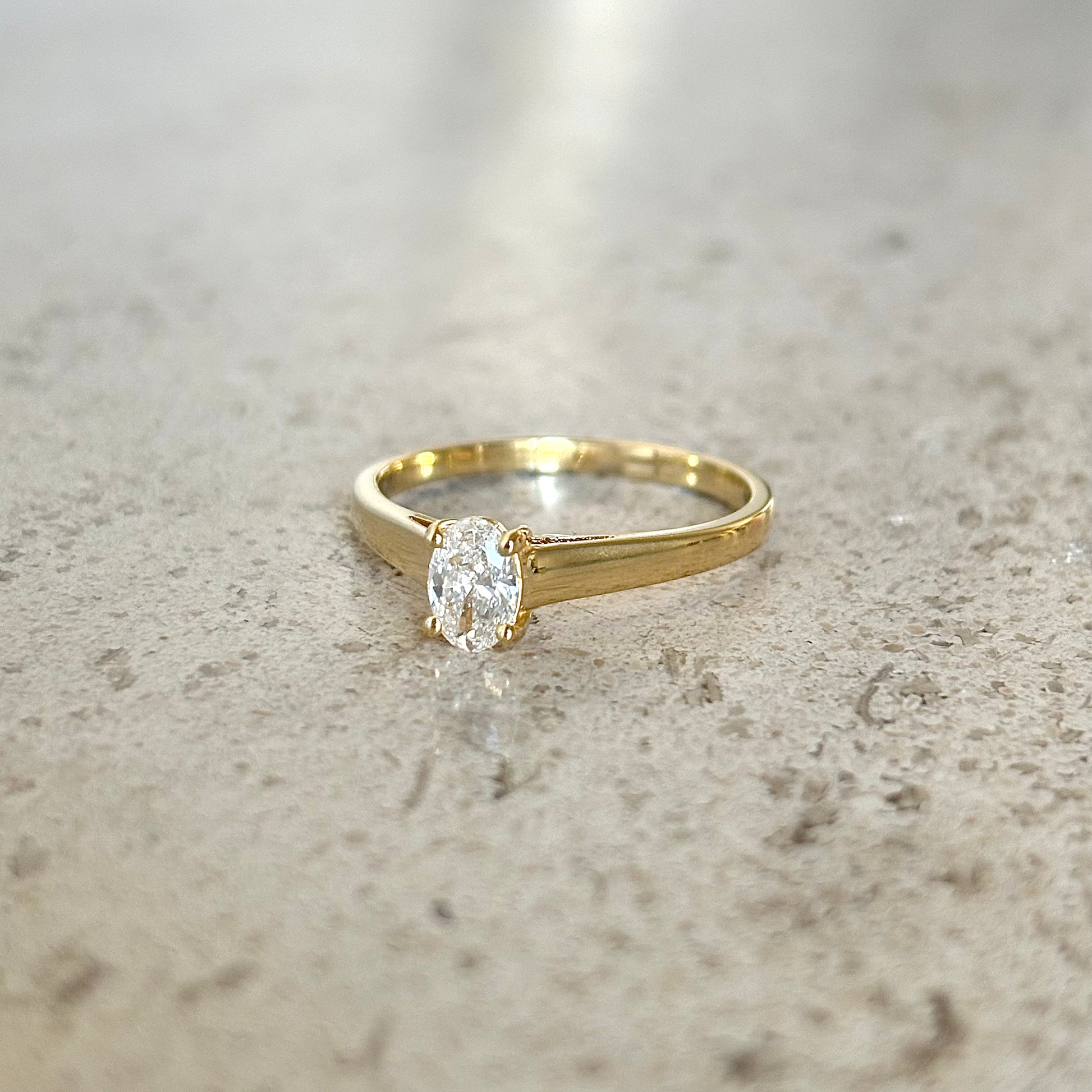 Bague Solitaire - Or Jaune 750 & Diamant