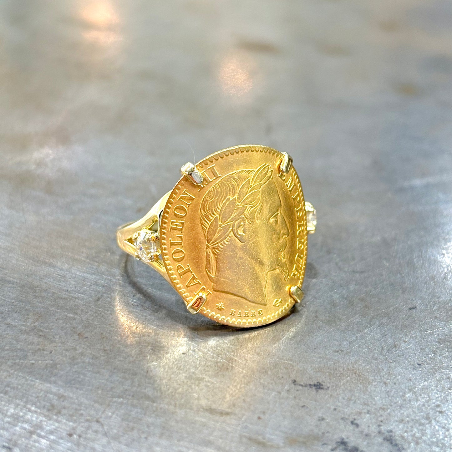 Bague Pièce - Or Jaune 750 & Pièce 10 Francs Napoléon & Diamants