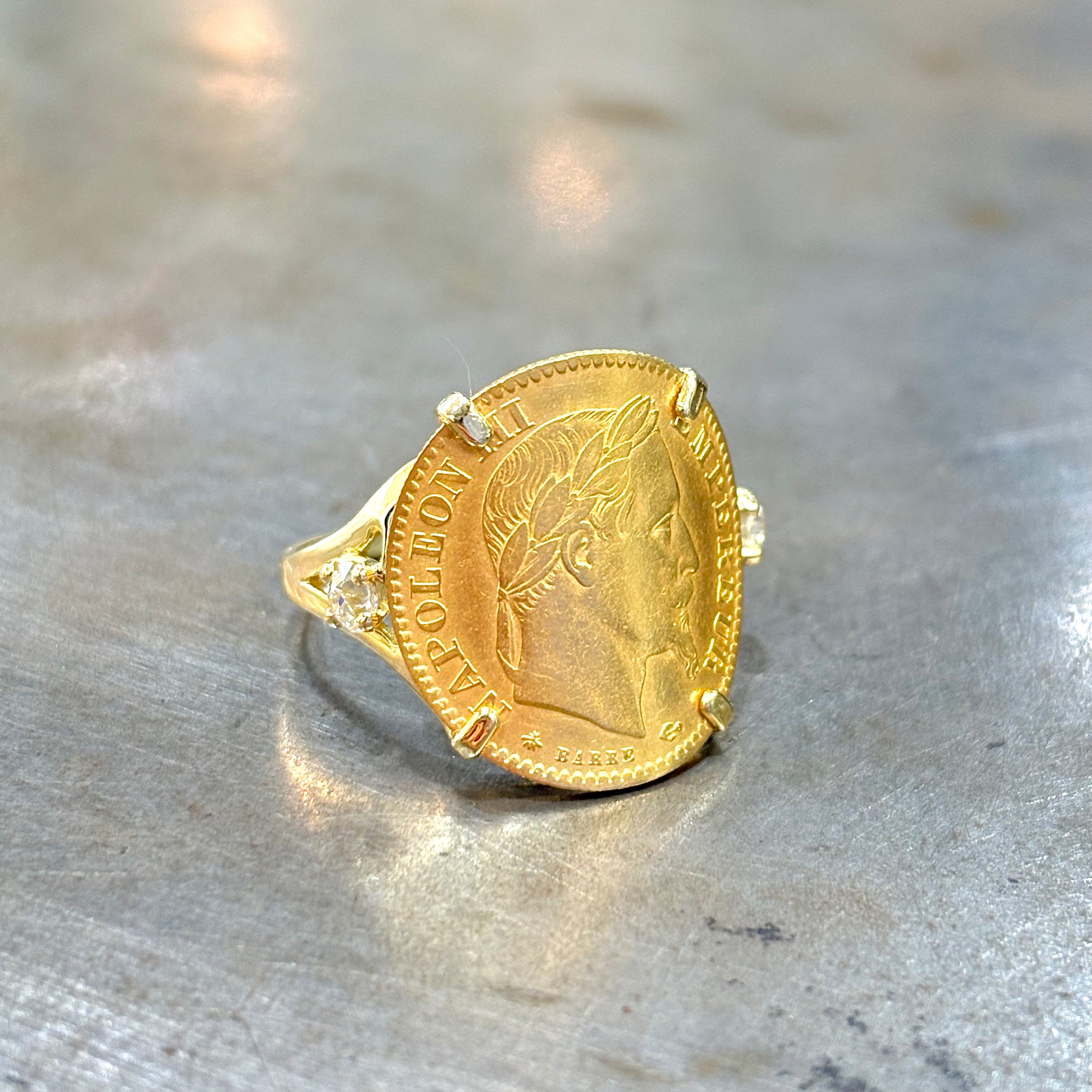Bague Pièce - Or Jaune 750 & Pièce 10 Francs Napoléon & Diamants