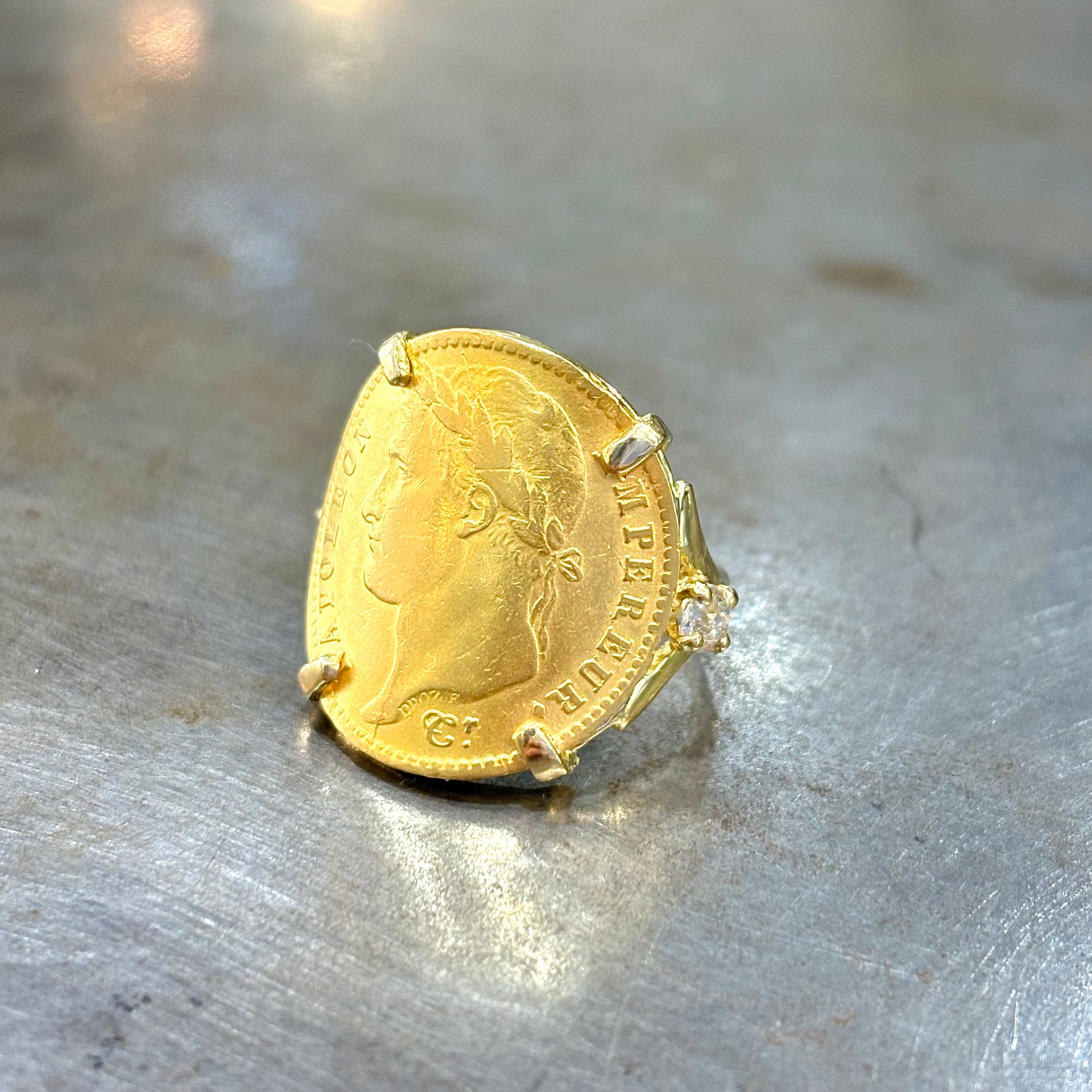 Bague Pièce - Or Jaune 750 & Pièce 20 Francs Napoléon & Diamants