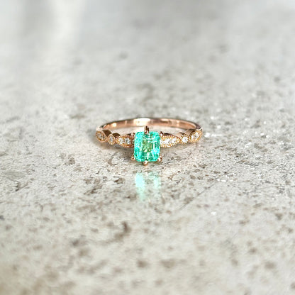 Bague Solitaire - Or Rose 750 Émeraude & Diamants