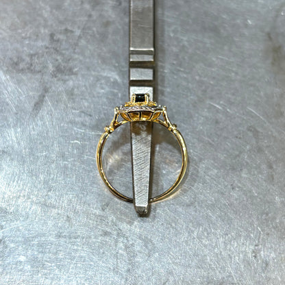 Bague Vintage Art Nouveau - Or Jaune 750 & Saphir