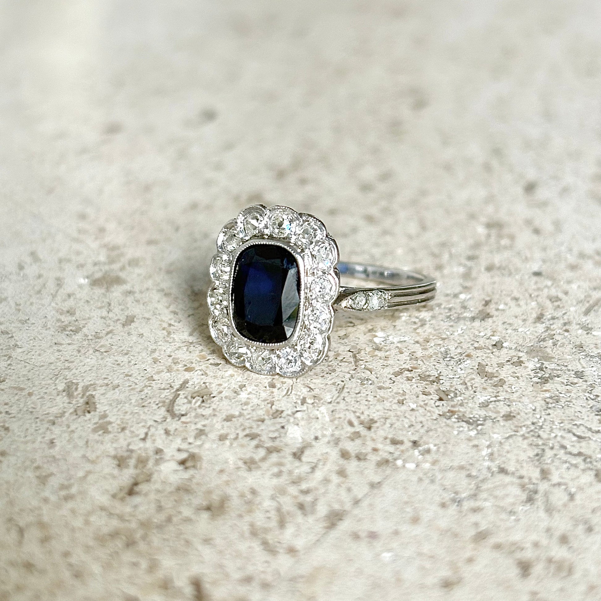 Bague Marguerite - Or Blanc 750 Saphir & Diamants