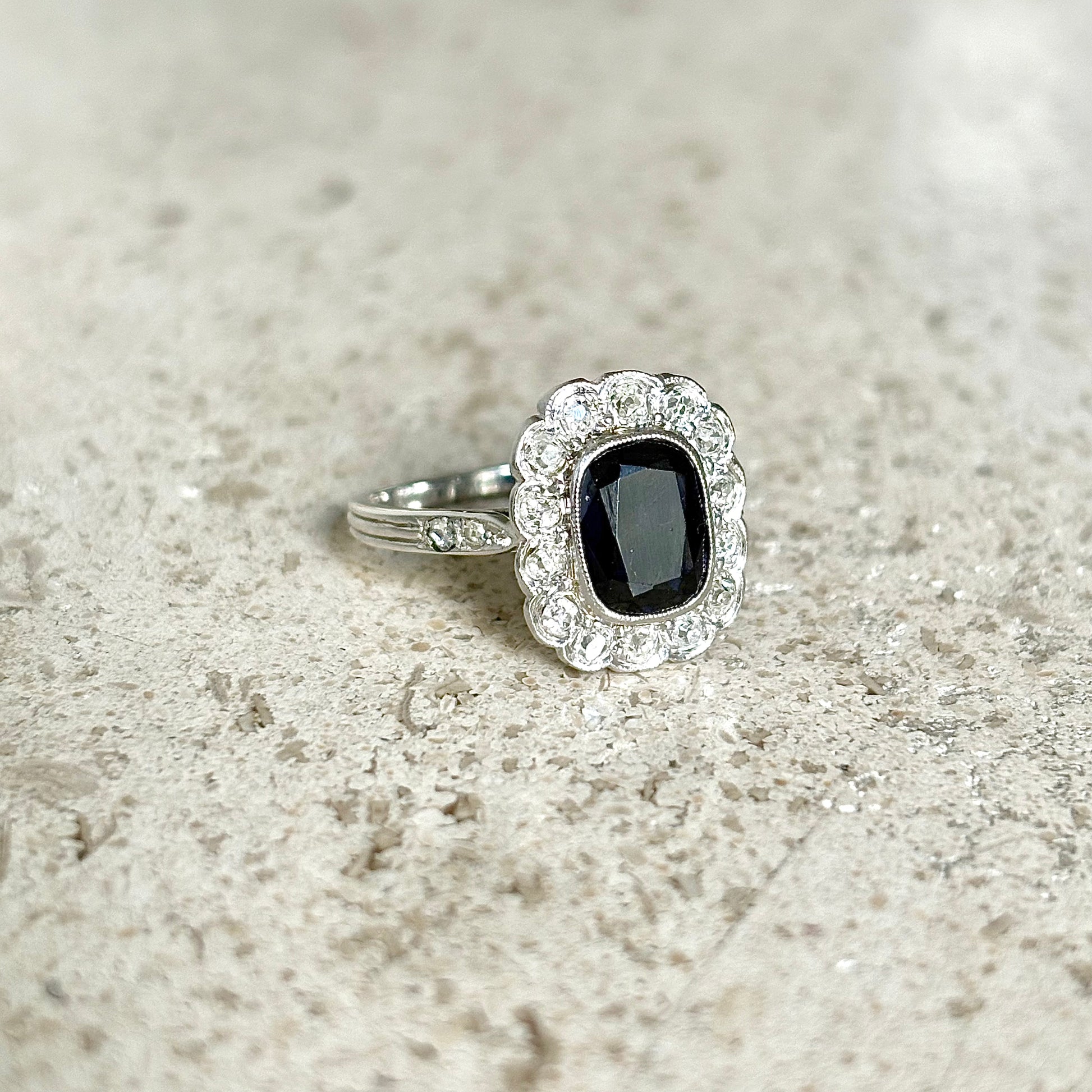 Bague Marguerite - Or Blanc 750 Saphir & Diamants