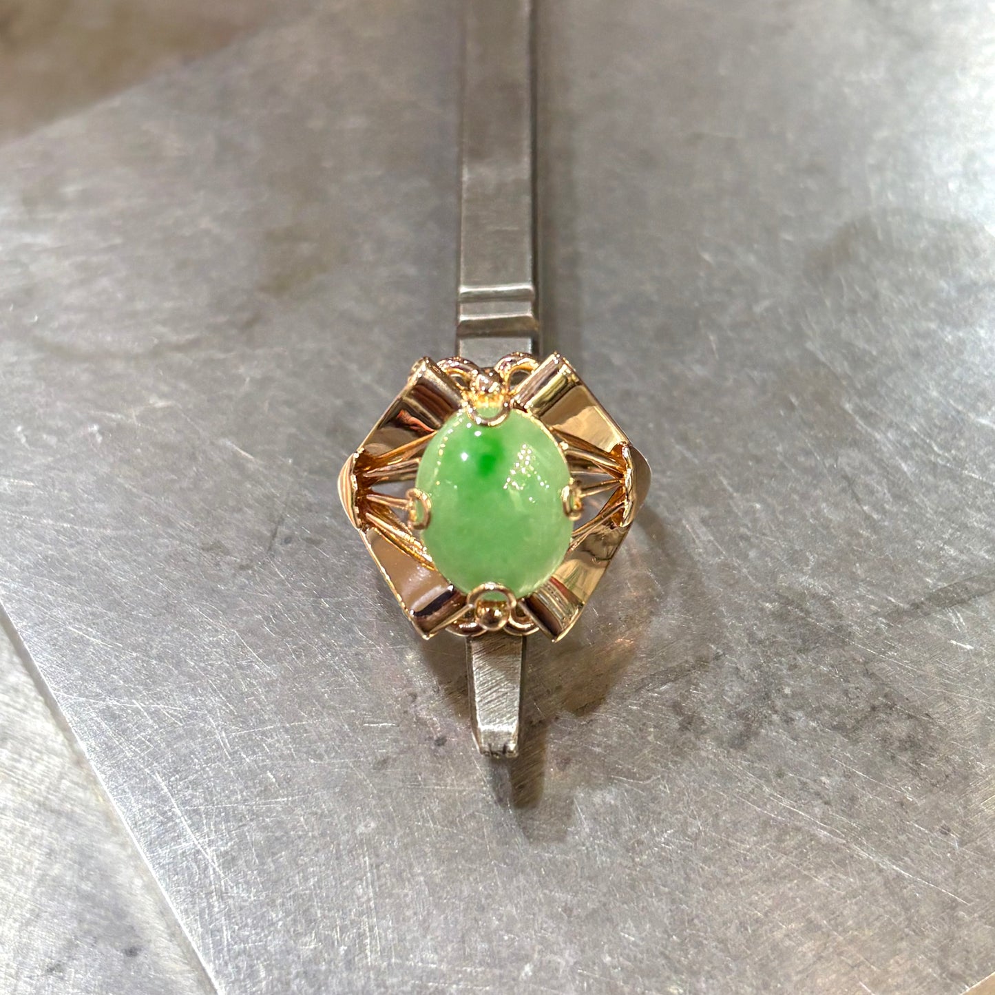 Bague Vintage - Or Jaune 585 & Jadaïte