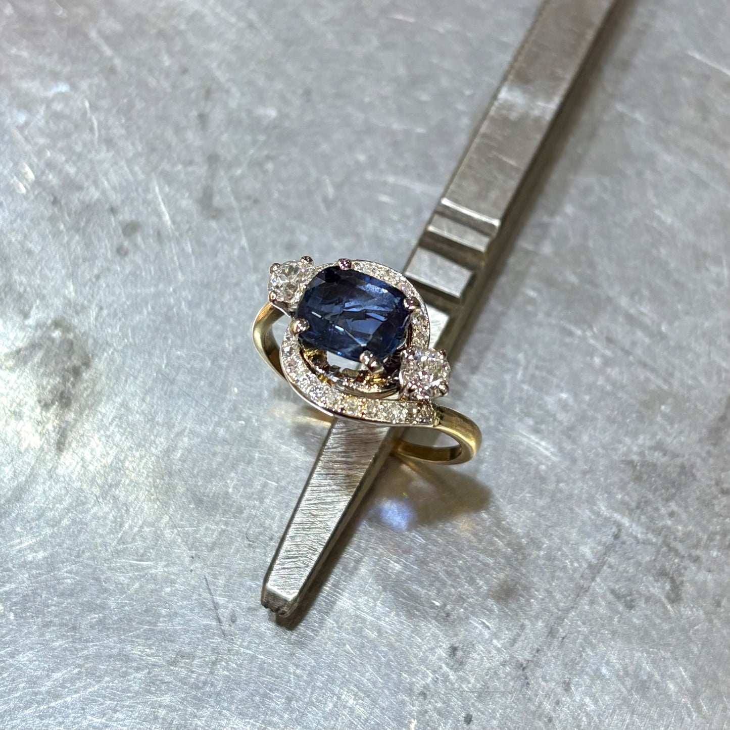 Bague Vintage - Or Blanc 750 Saphir & Diamants