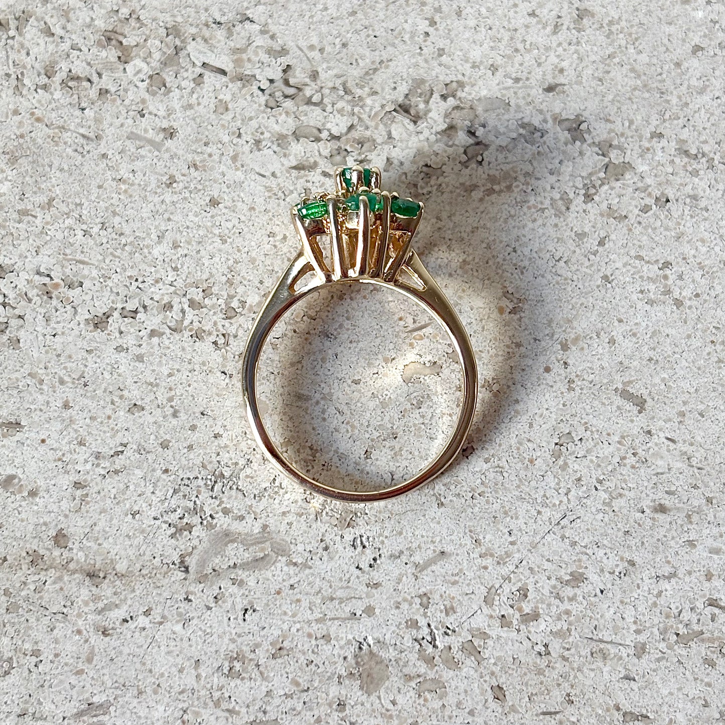 Bague Marguerite - Or Jaune 585 Émeraudes & Diamants