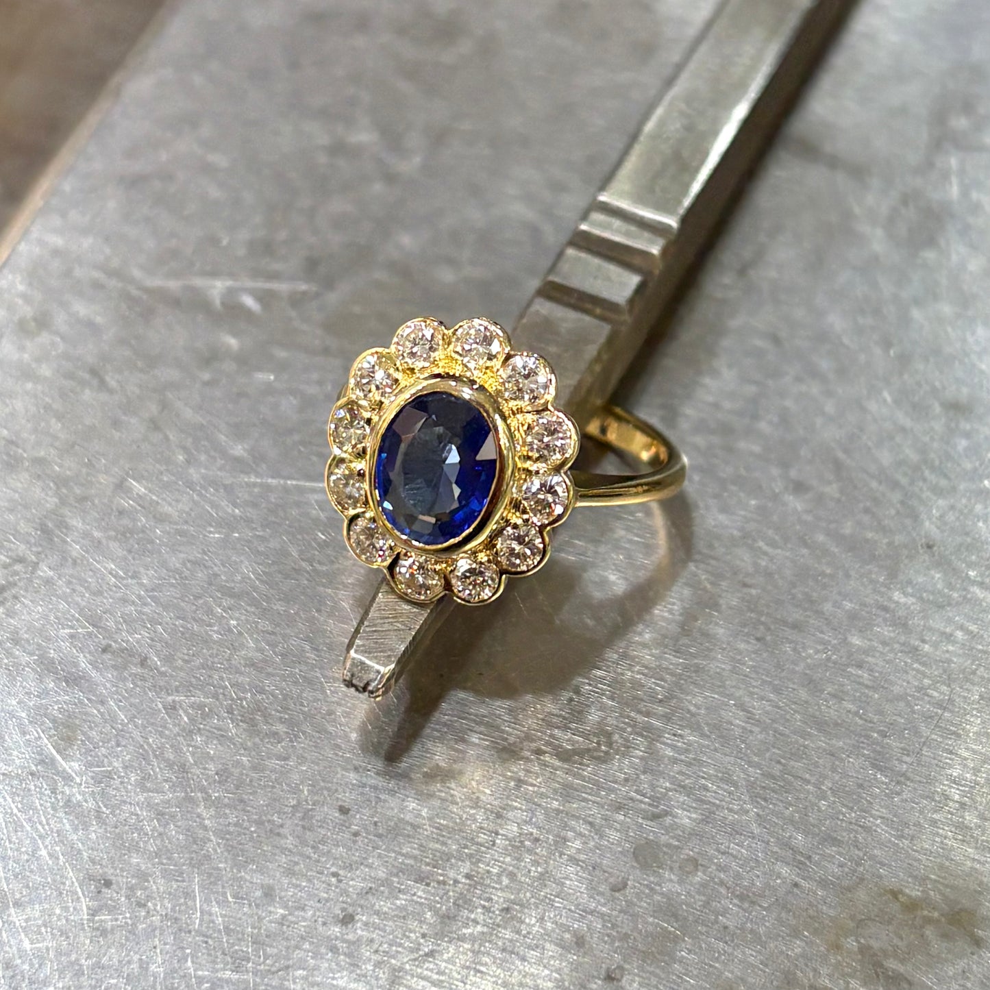 Bague Marguerite - Or Jaune 750 Saphir & Diamants